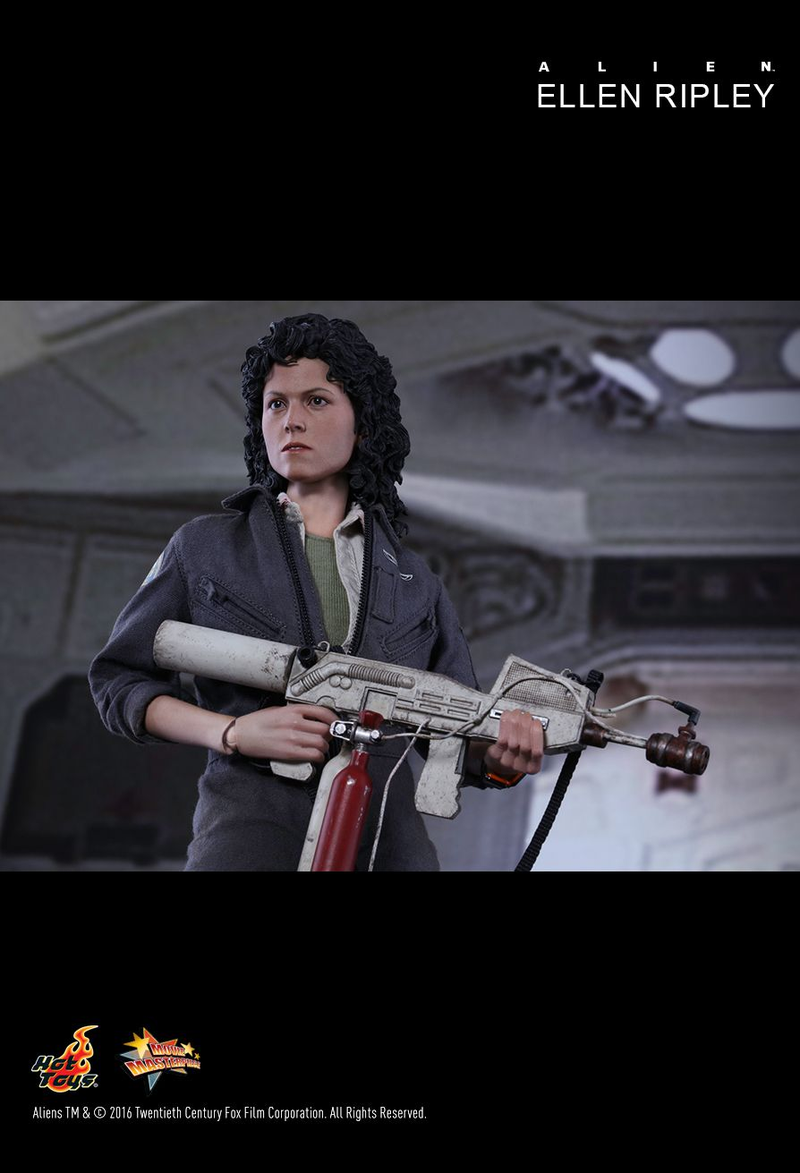 Illustration for article titled Hot Toys Just Revealed the Ultimate Ellen Ripley Alien Figure